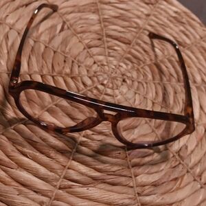 Stylish Tortoiseshell Glasses Reasers 1.00